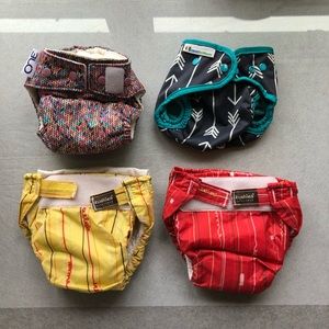 Assorted cloth diapers